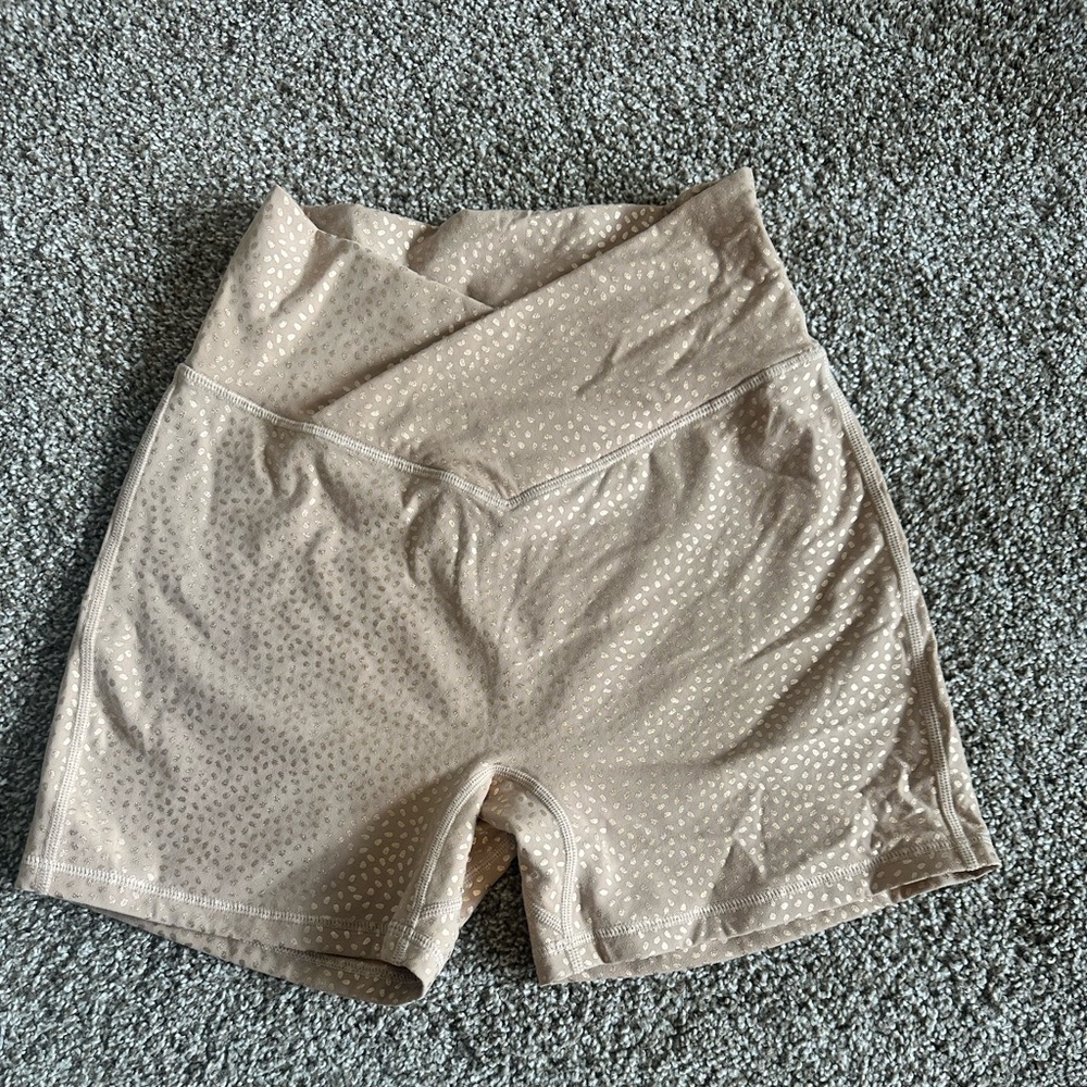 Buffbunny Legacy Short